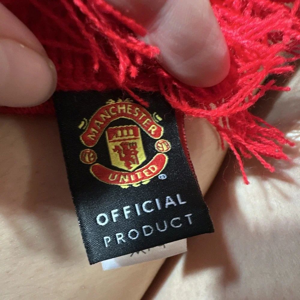 Manchester United Officially Licensed Soccer Scarf Red Black Gray White